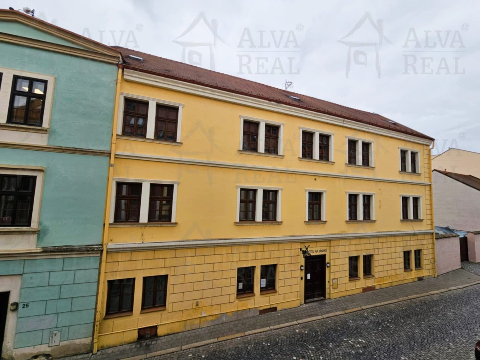 Prodej komerčního prostoru 651 m² - foto 30