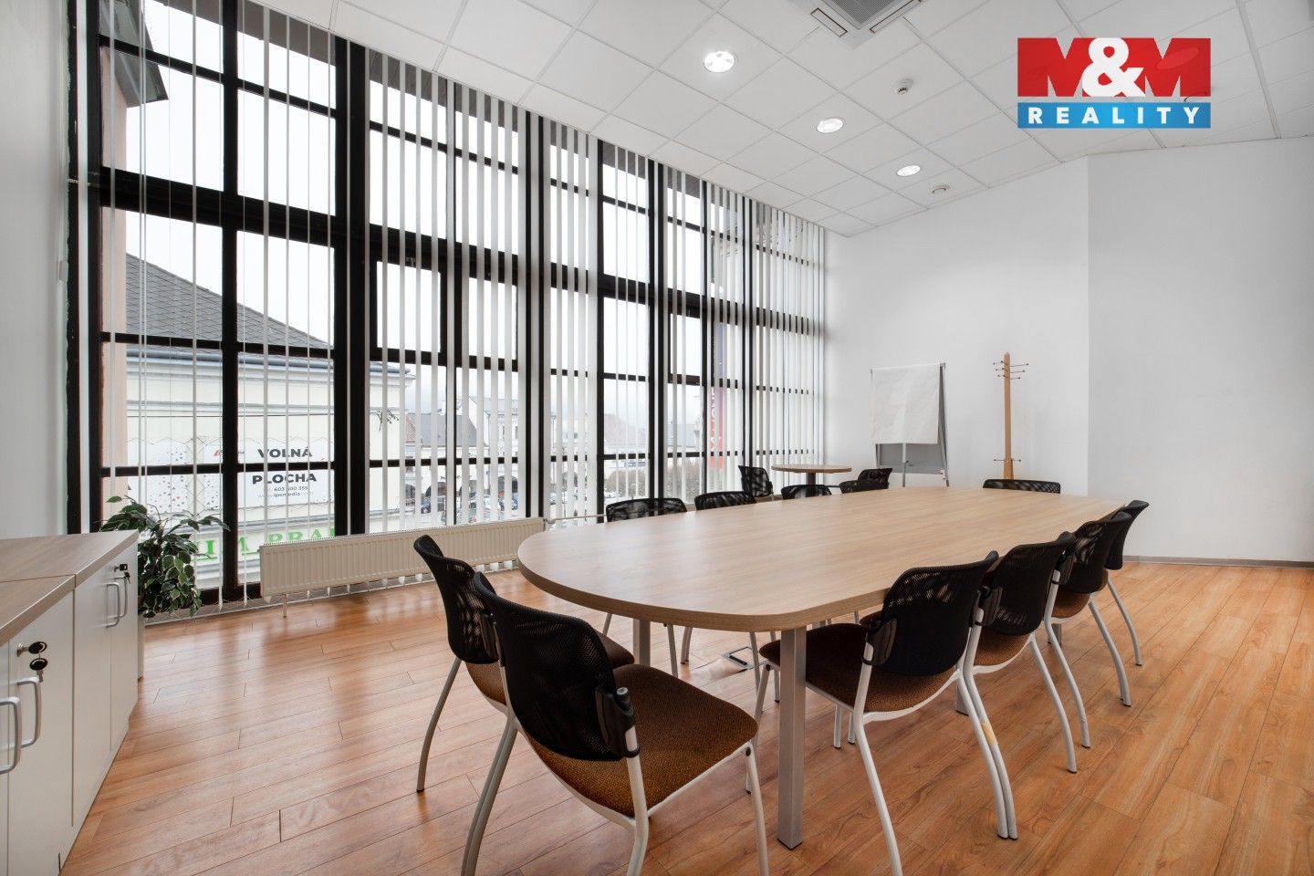Prodej komerčního prostoru 1000 m² - foto 4