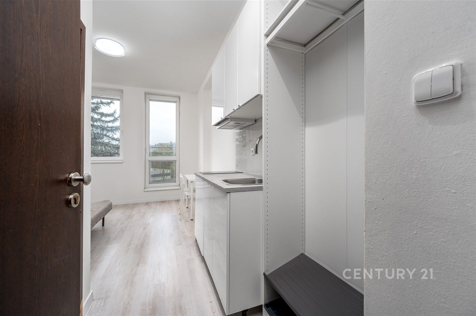 Pronájem bytu 1+kk 17 m² - foto 2