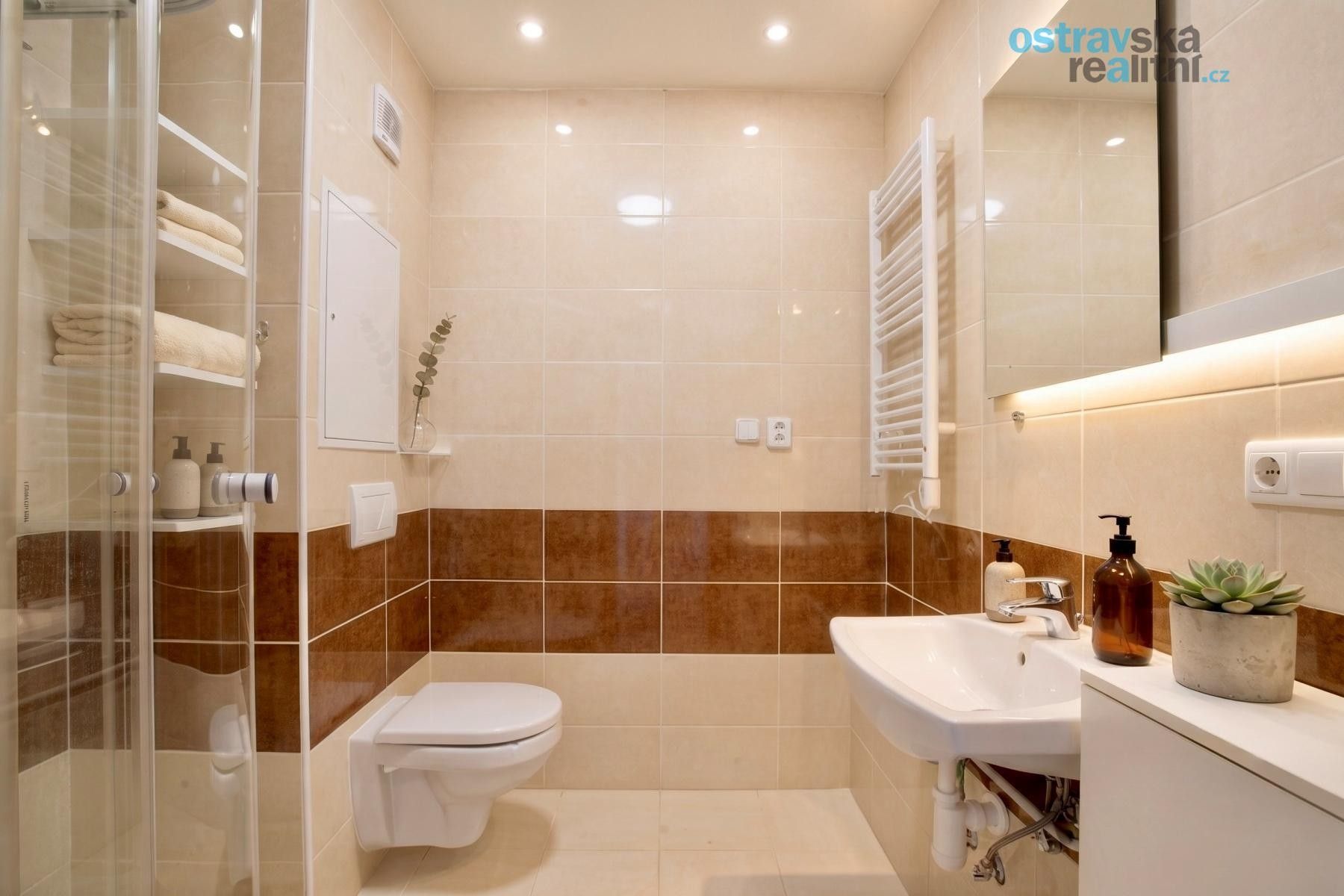 Pronájem bytu 1+1 36 m² - foto 5