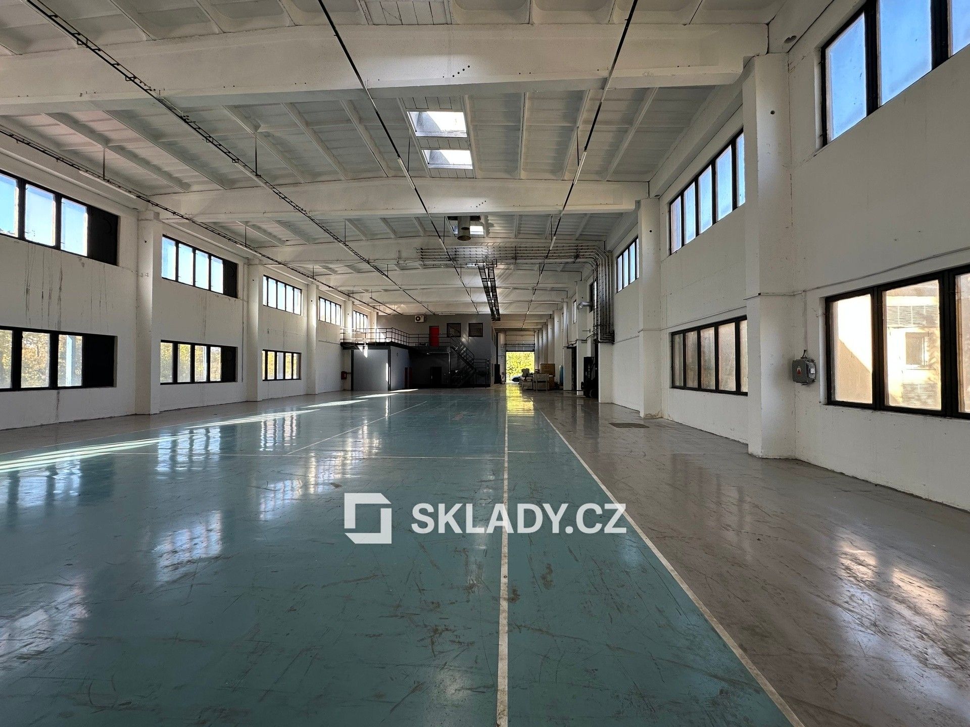 Pronájem komerčního prostoru 5100 m² - foto 7