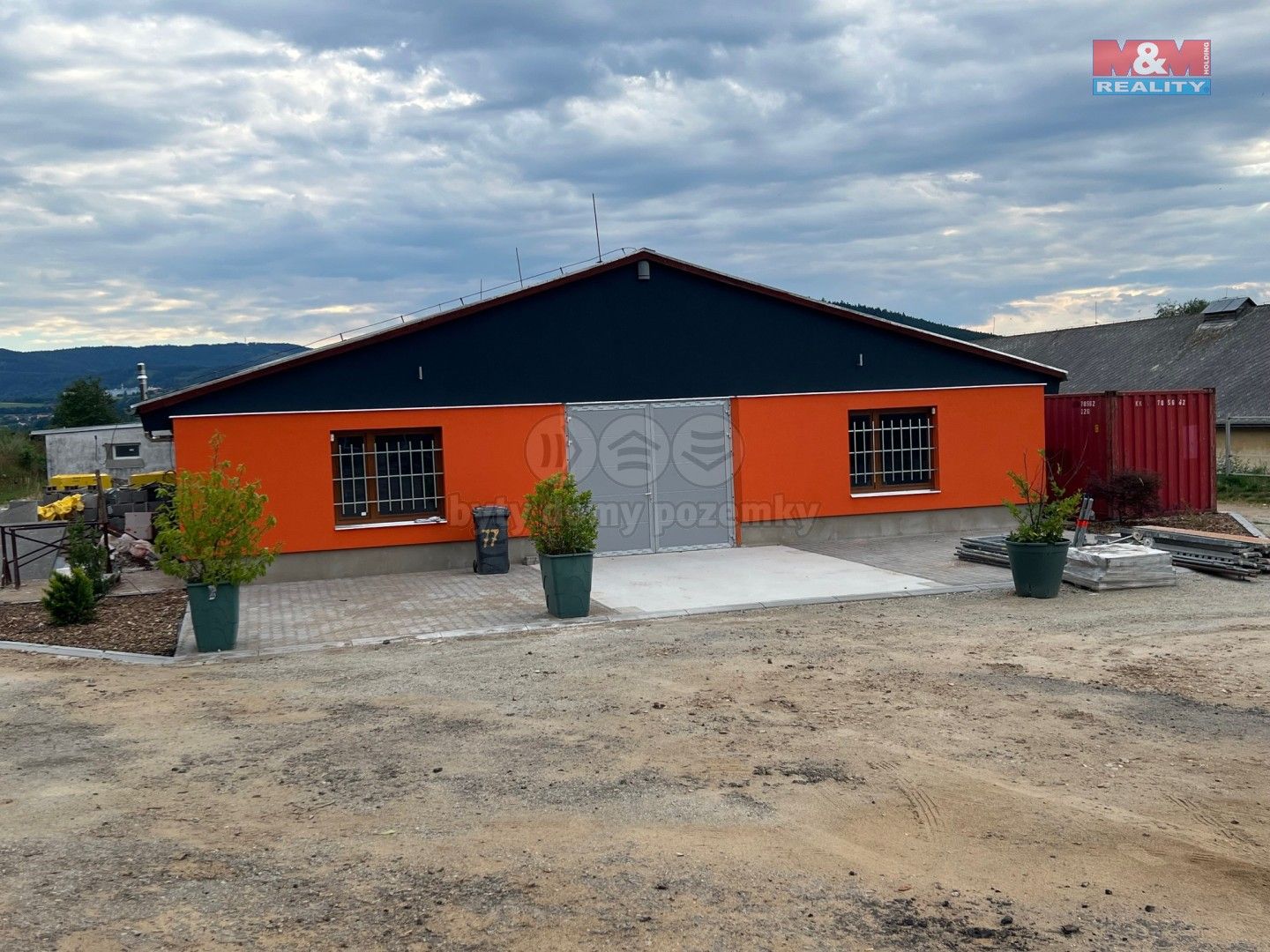 Pronájem komerčního prostoru 750 m² - foto 2