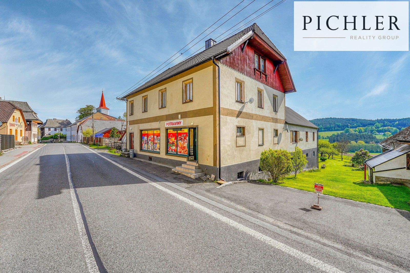 Prodej komerčního prostoru 355 m² - foto 1