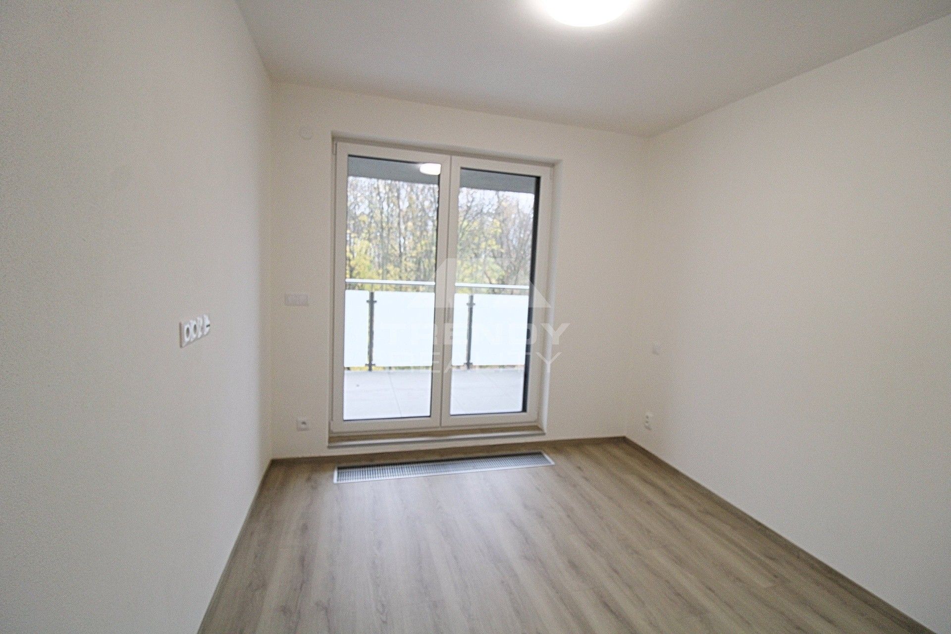 Pronájem bytu 2+kk 56 m² - foto 3