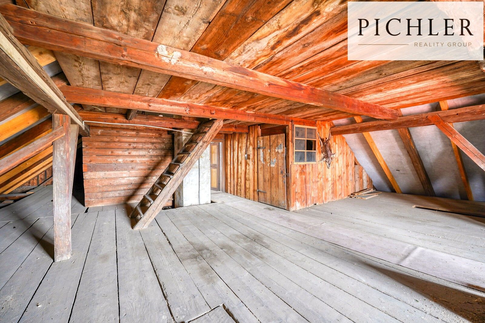 Prodej komerčního prostoru 355 m² - foto 9