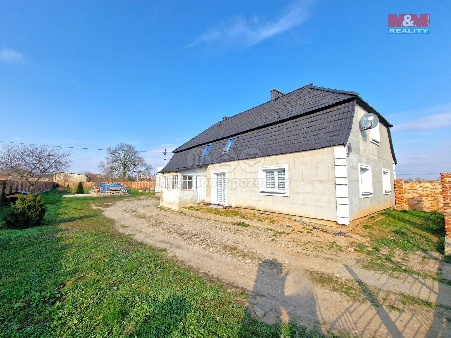 Prodej domu 200 m² - foto 1