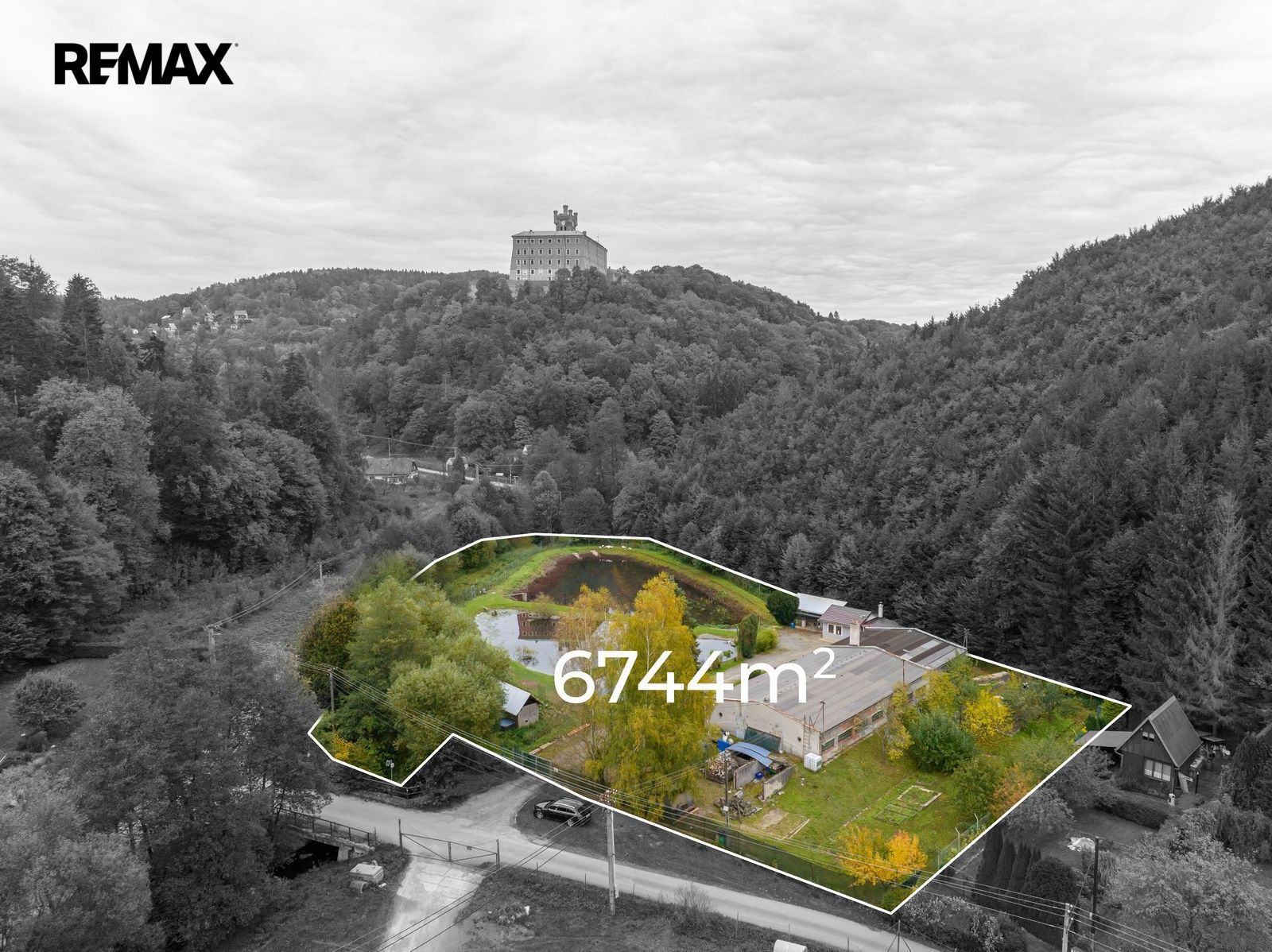 Prodej komerčního prostoru 467 m² - foto 2