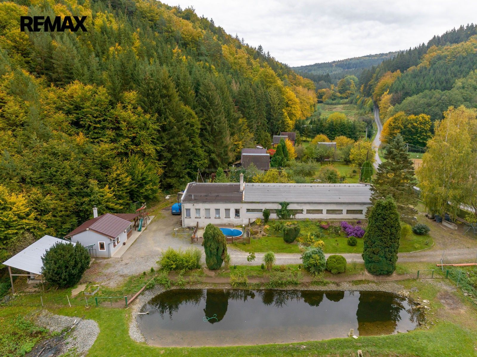 Prodej komerčního prostoru 467 m² - foto 1
