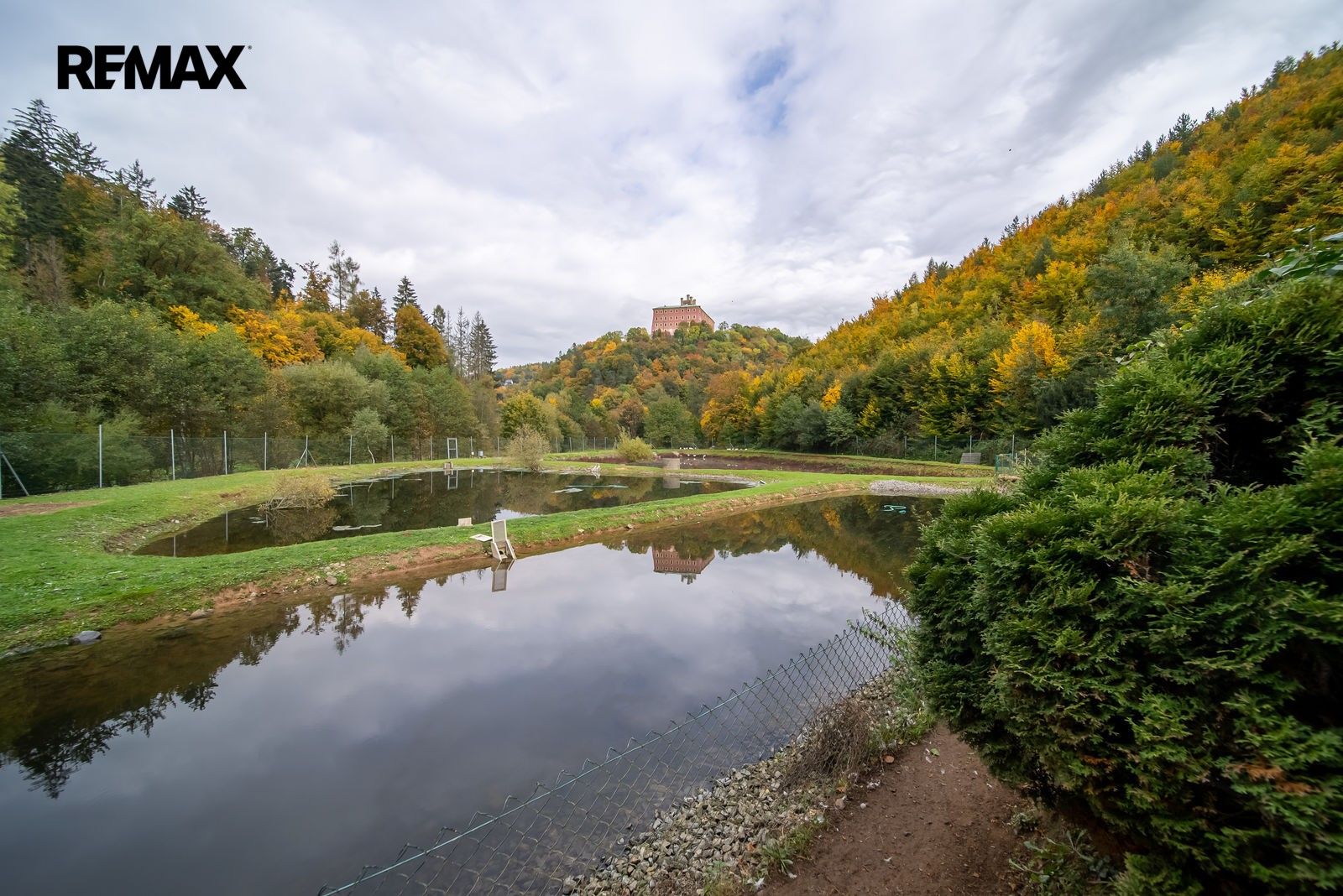 Prodej komerčního prostoru 467 m² - foto 4