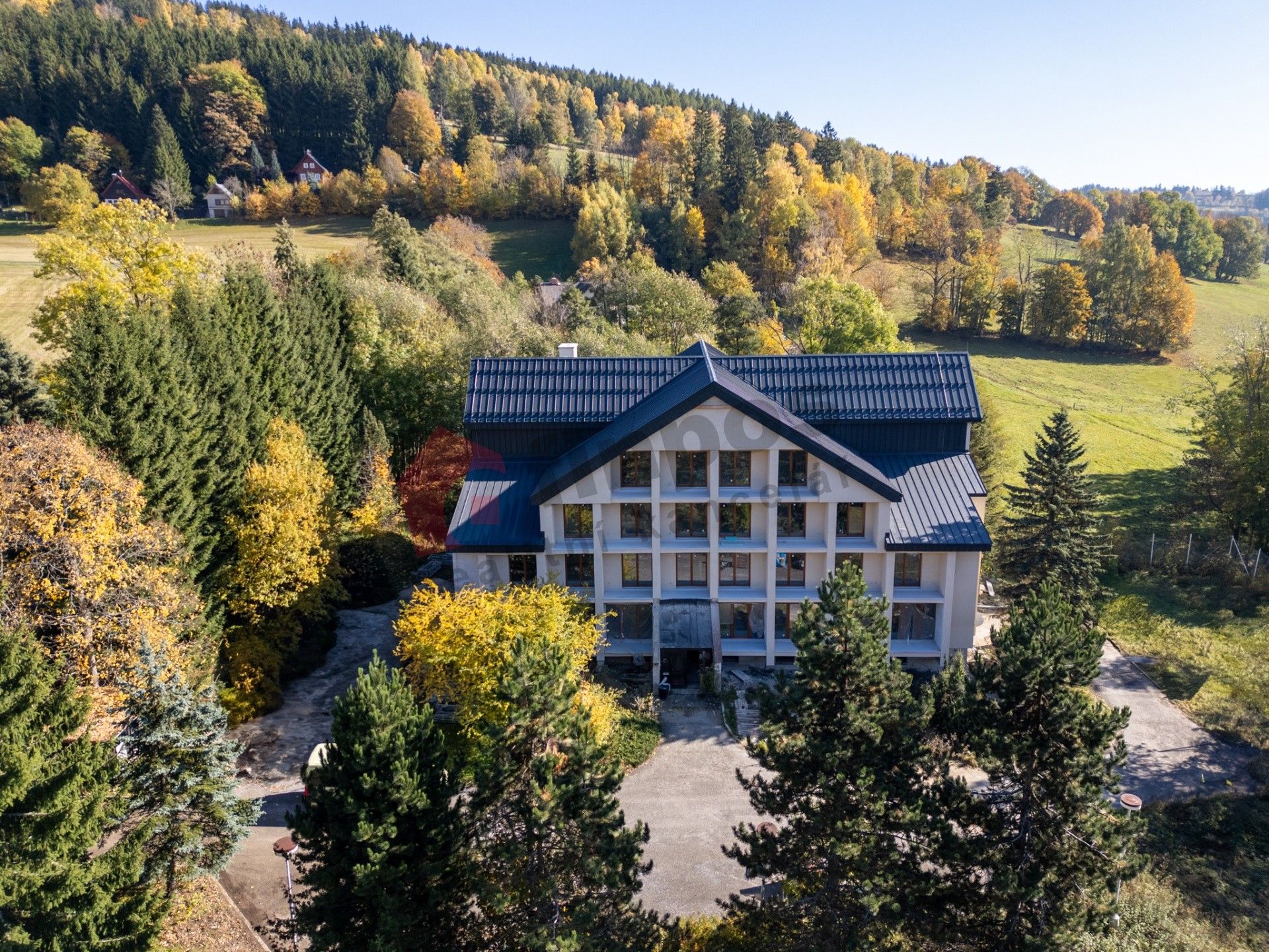 Prodej komerčního prostoru 53 m² - foto 4