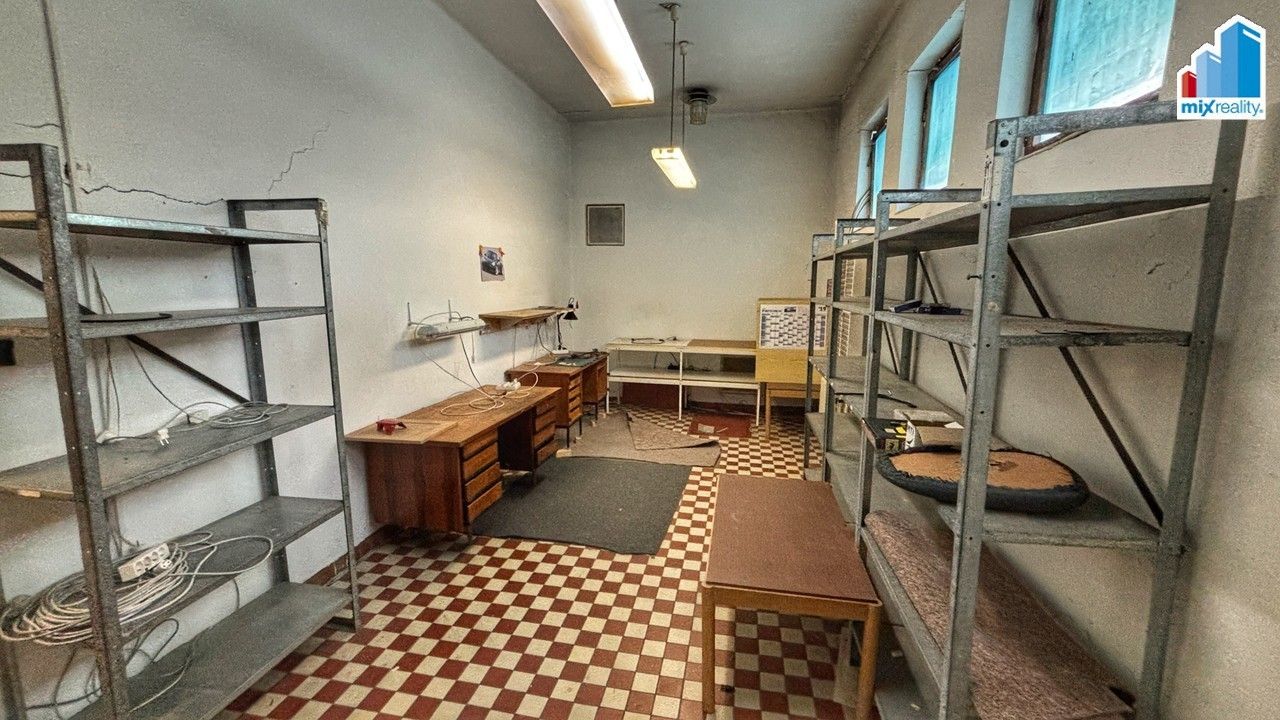 Pronájem komerčního prostoru 430 m² - foto 15