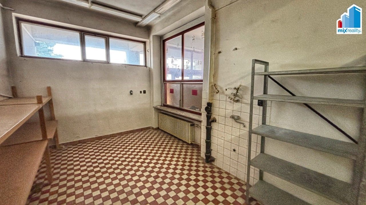 Pronájem komerčního prostoru 430 m² - foto 20