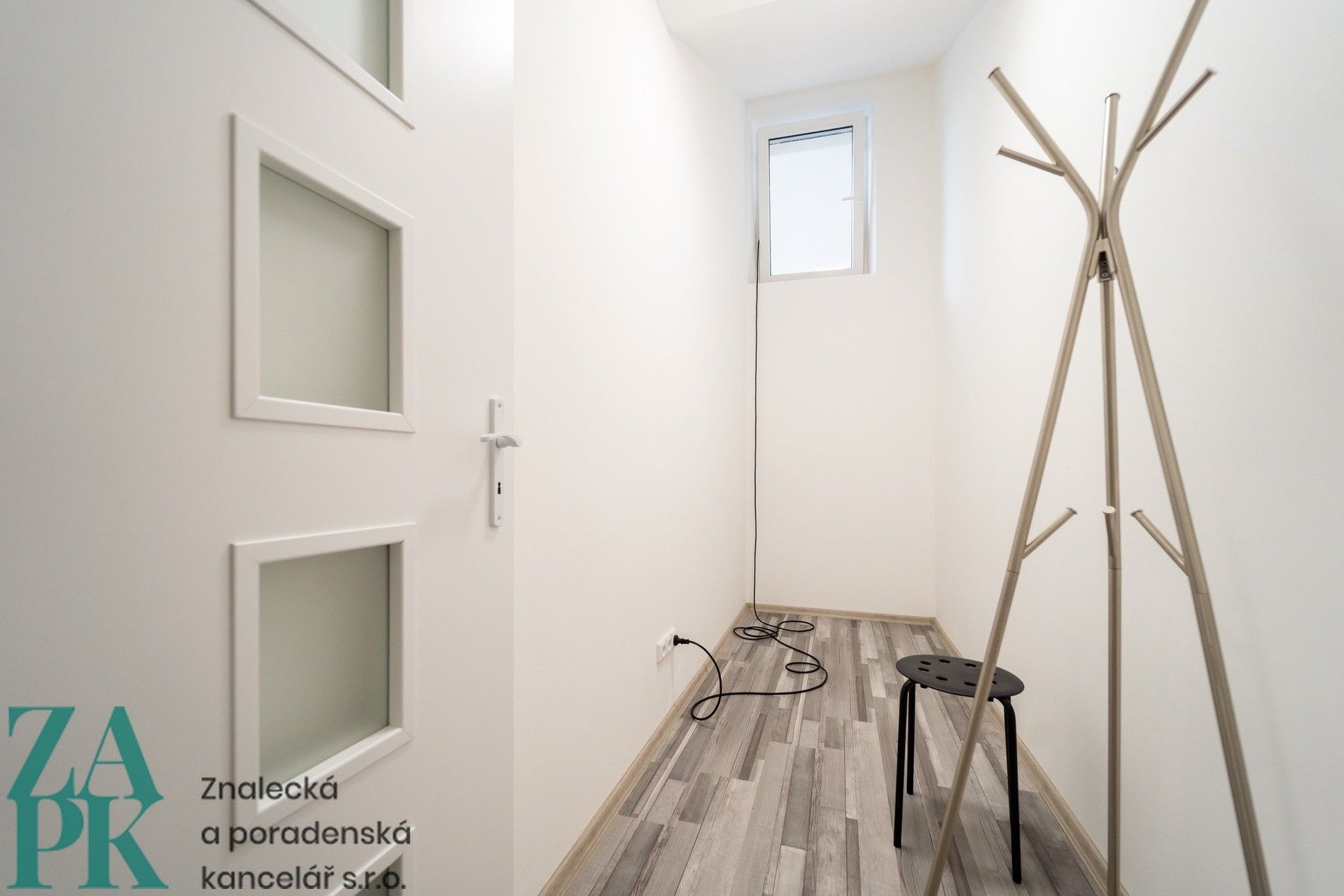 Pronájem bytu 1+kk 55 m² - foto 4