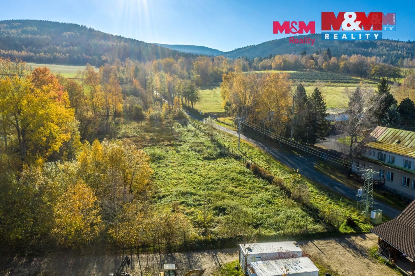 Prodej pozemku 902 m² - foto 1