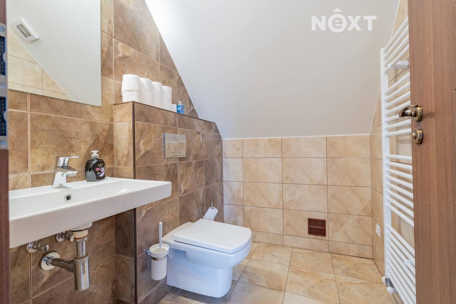 Prodej komerčního prostoru 450 m² - foto 18