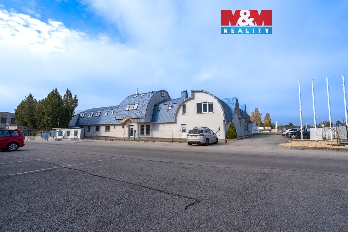 Pronájem komerčního prostoru 540 m² - foto 1