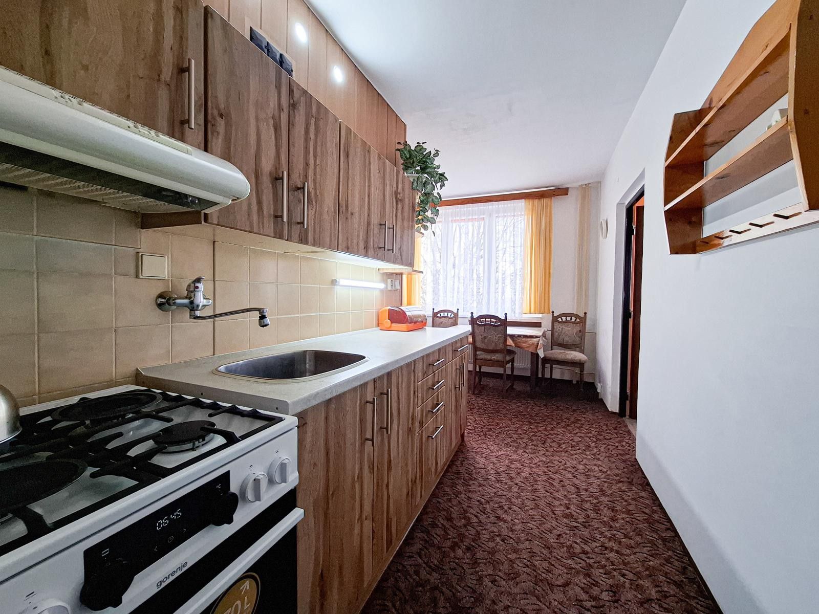 Pronájem bytu 3+1 62 m² - foto 2