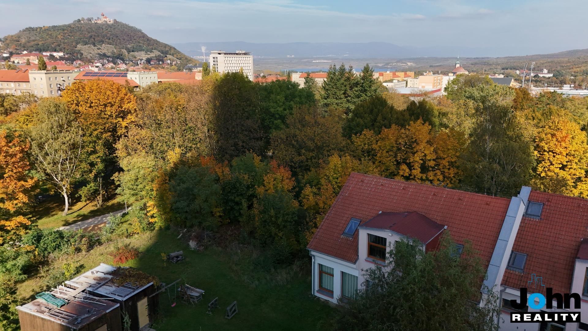 Prodej nemovitosti 400 m² - foto 4