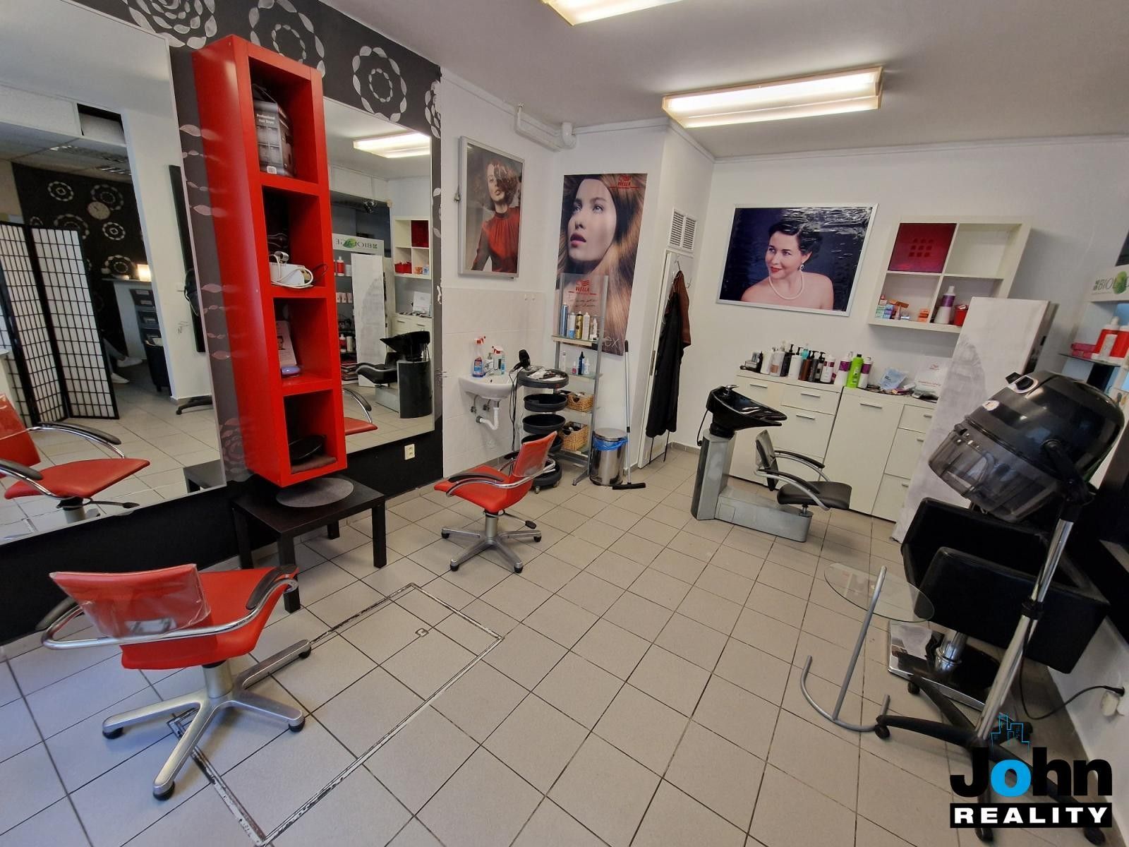 Prodej nemovitosti 400 m² - foto 15