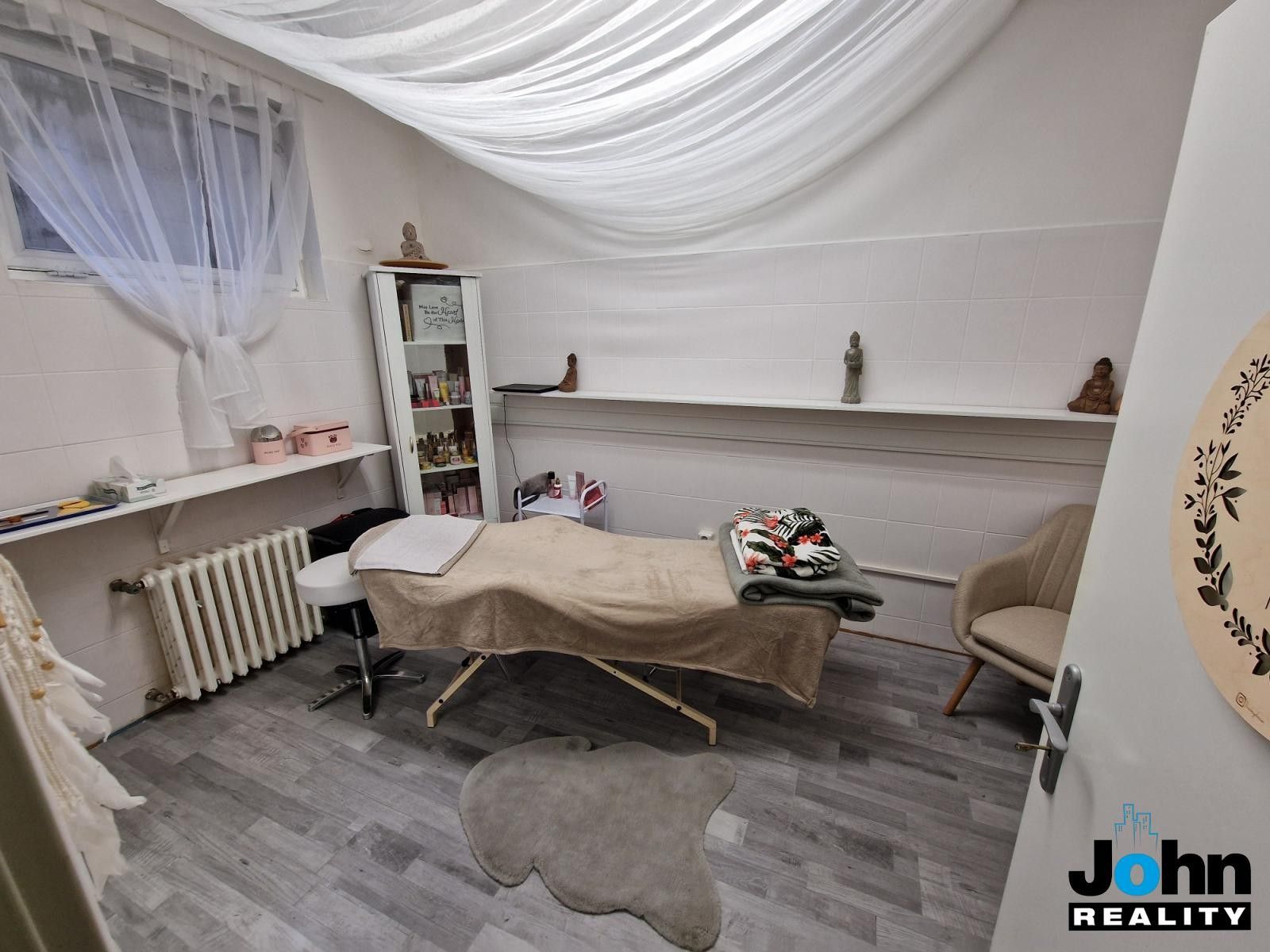 Prodej nemovitosti 400 m² - foto 22