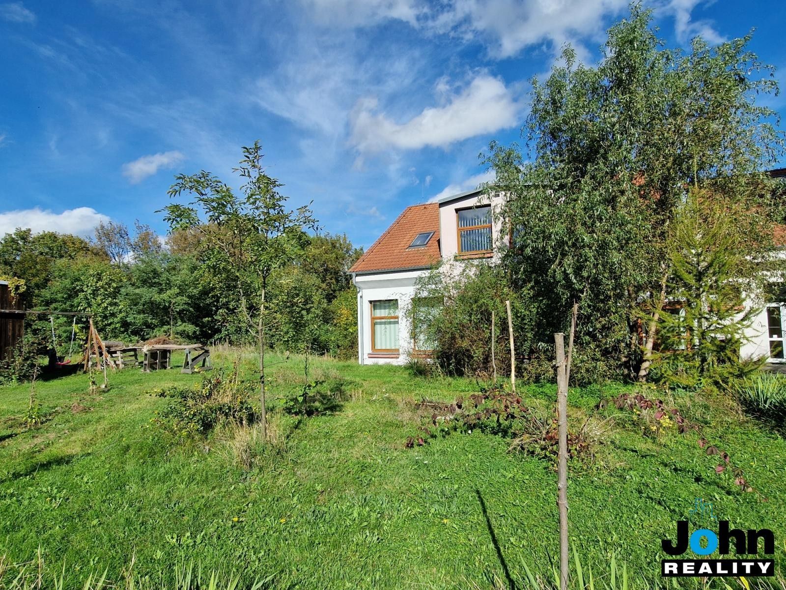 Prodej nemovitosti 400 m² - foto 40
