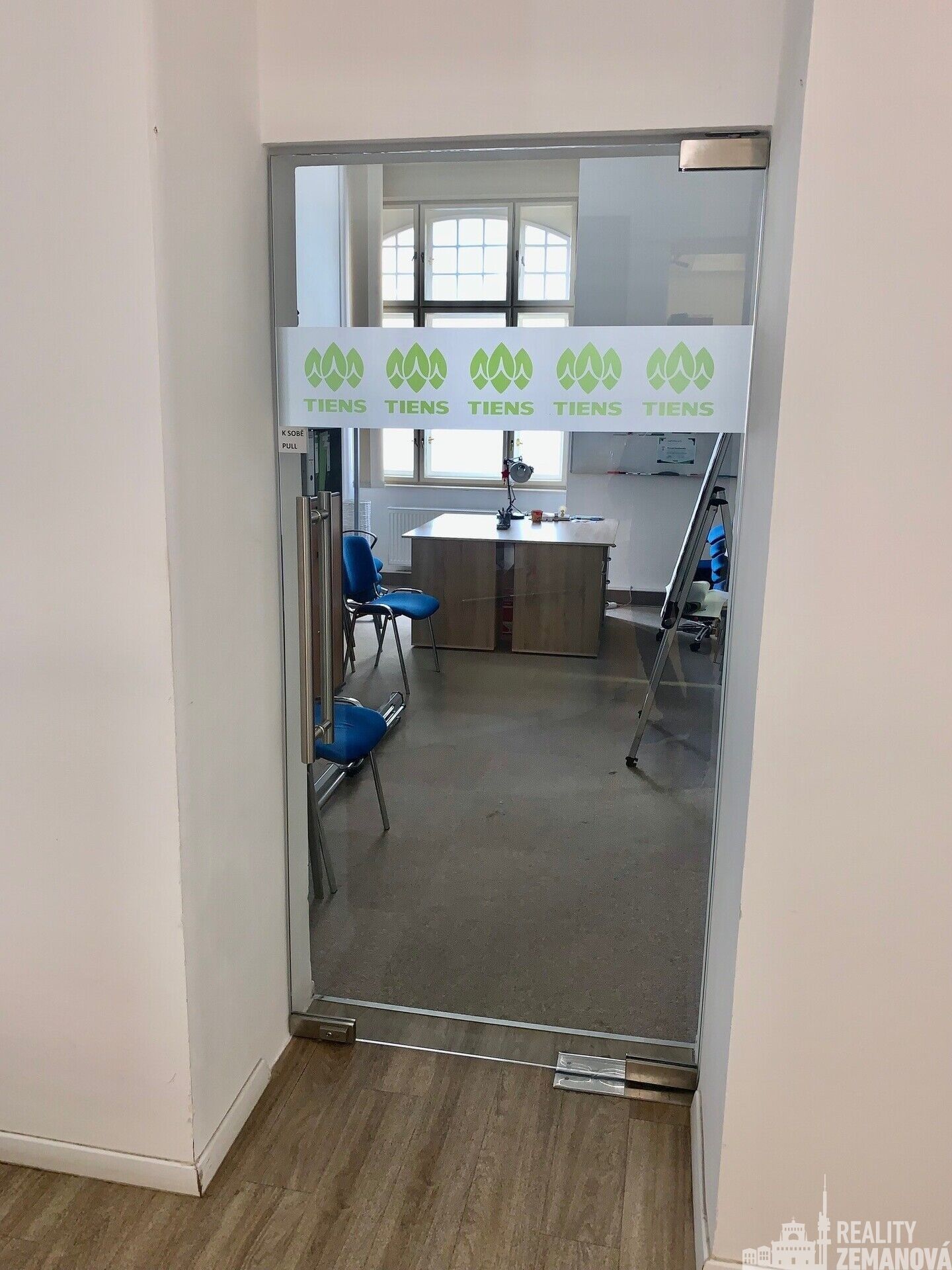 Pronájem komerčního prostoru 325 m² - foto 6