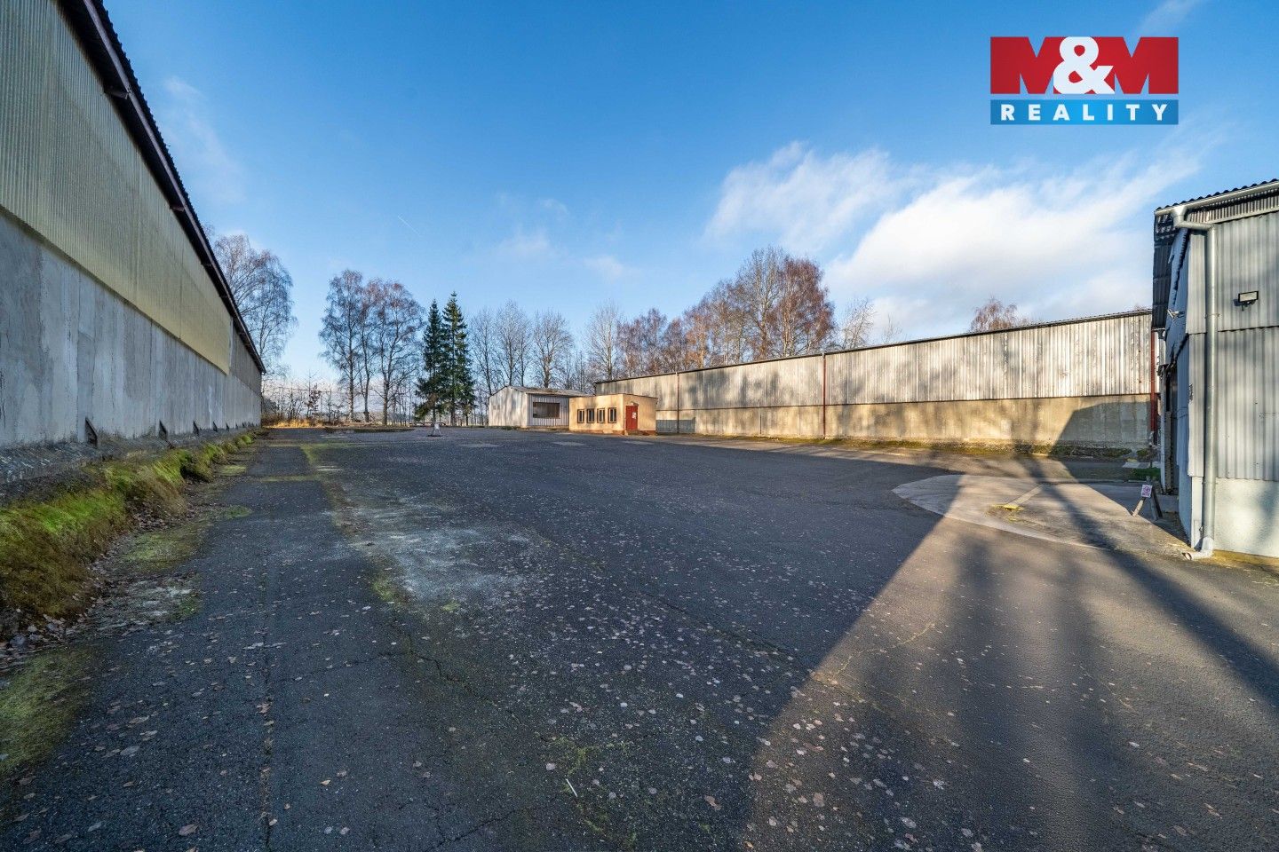 Pronájem komerčního prostoru 1000 m² - foto 24