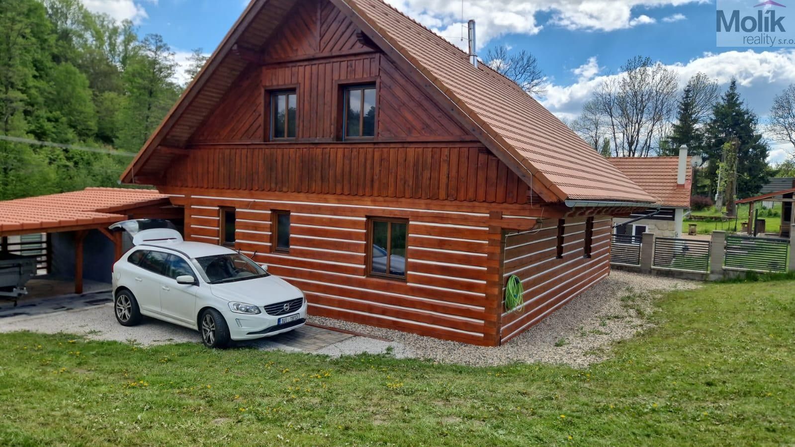 Prodej domu 280 m² - foto 1