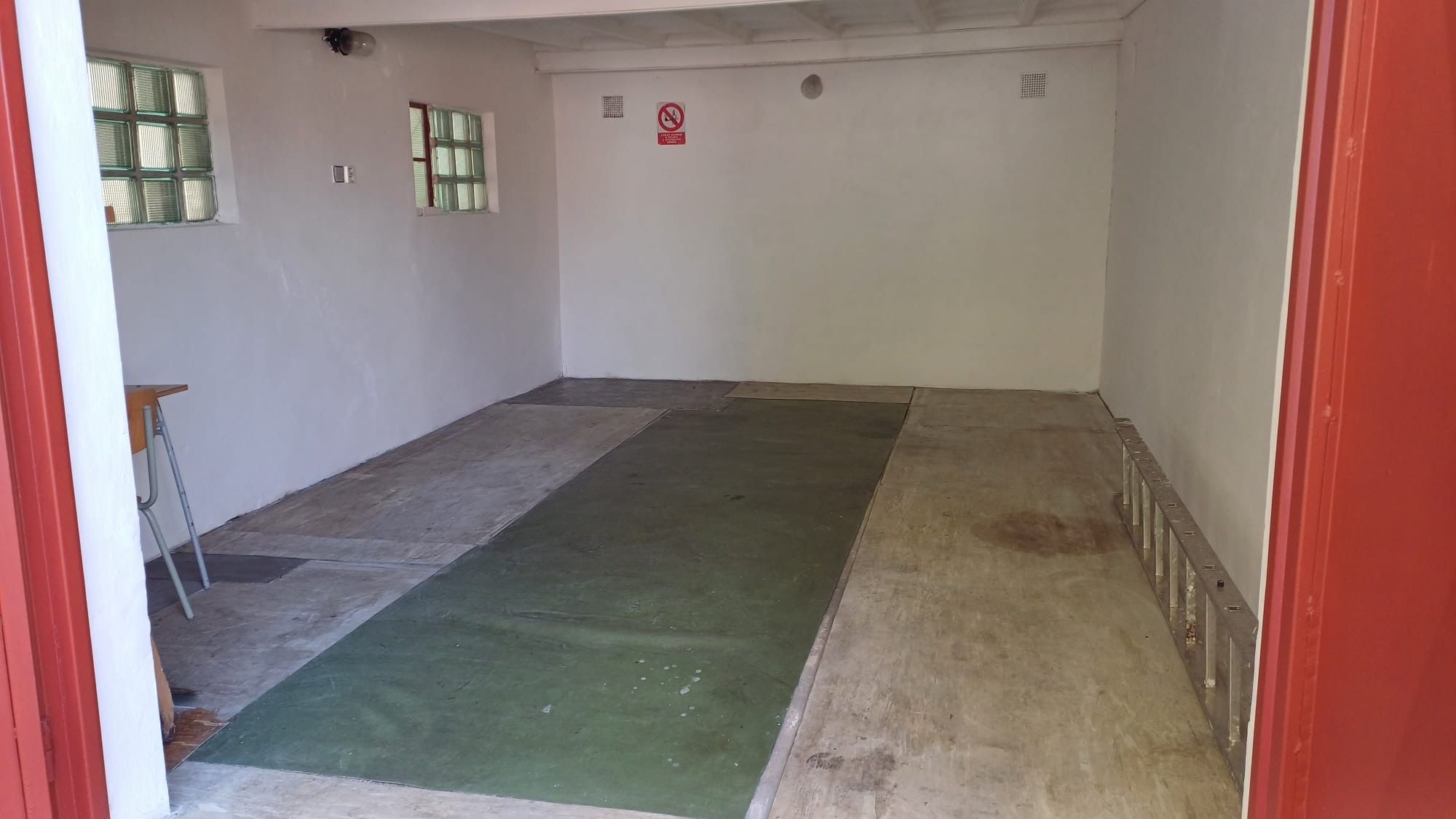 Pronájem nemovitosti 21 m² - foto 1