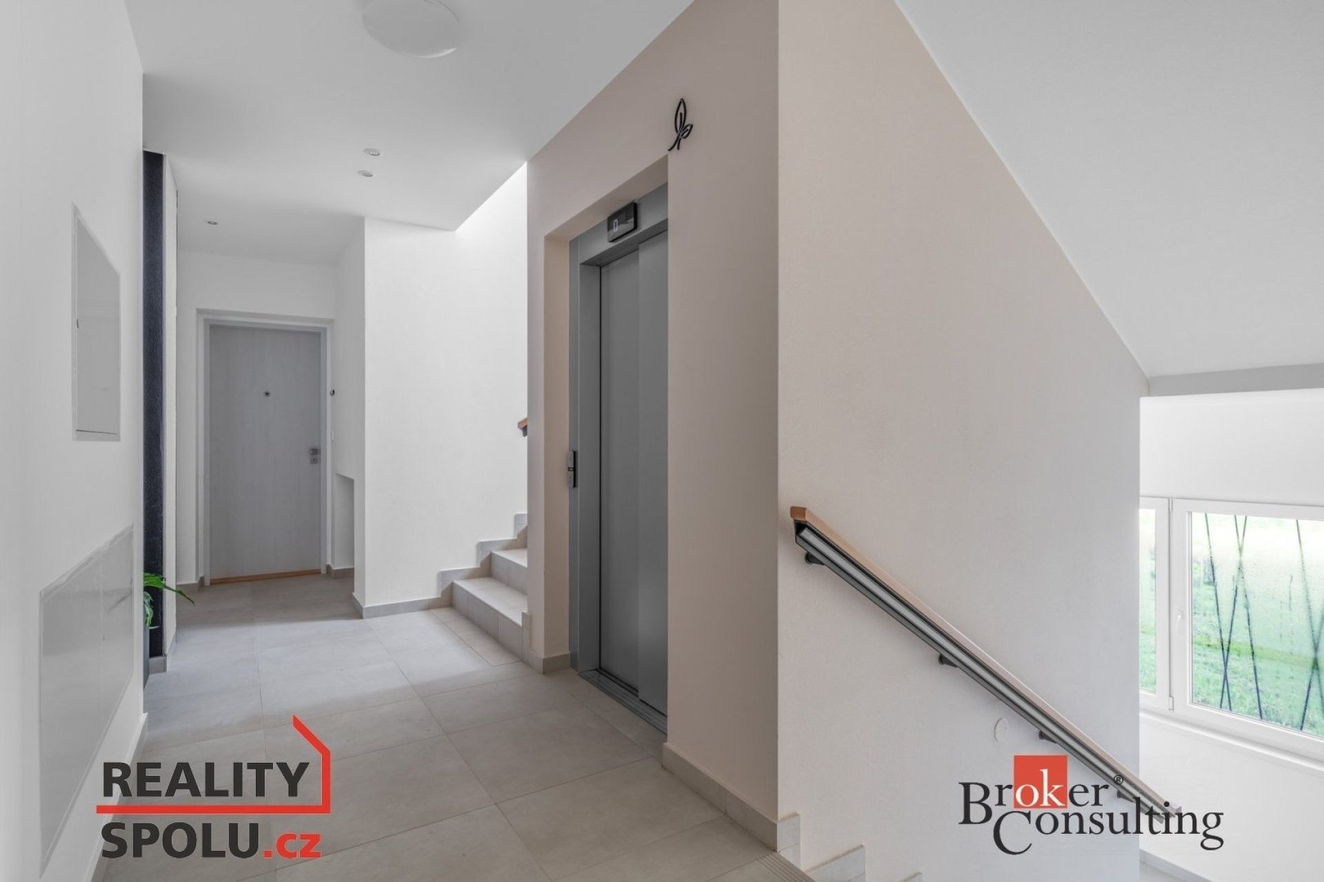 Pronájem bytu 1+kk 29 m² - foto 10
