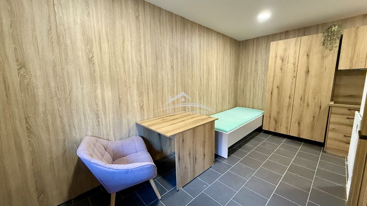 Pronájem bytu 1+kk 18 m² - foto 5