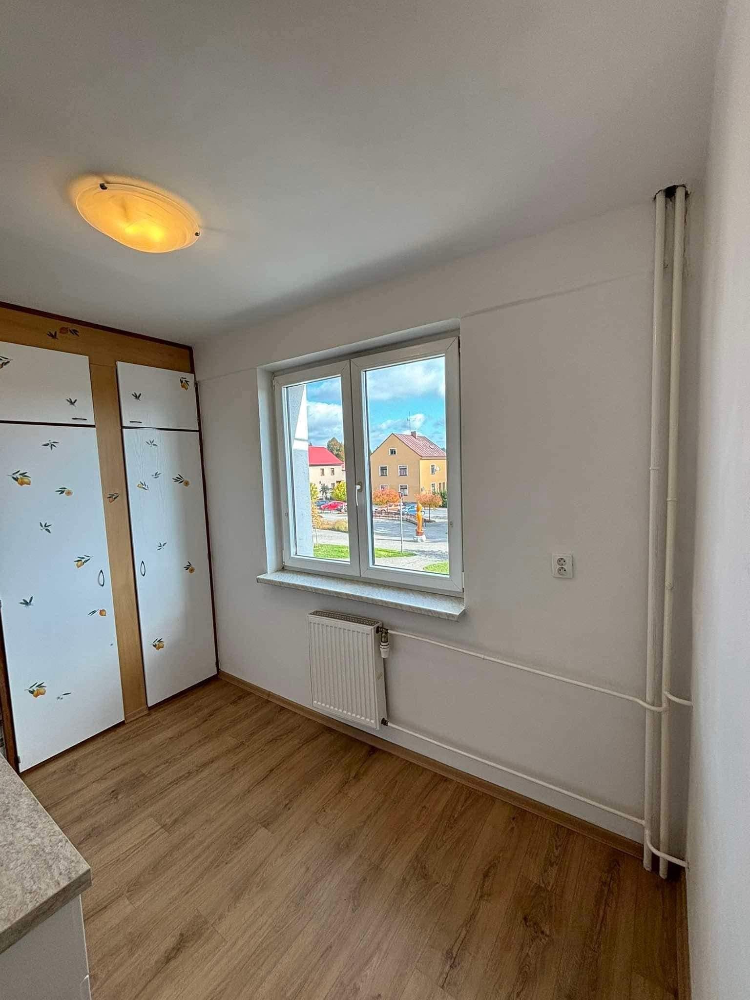 Pronájem bytu 2+1 60 m² - foto 4