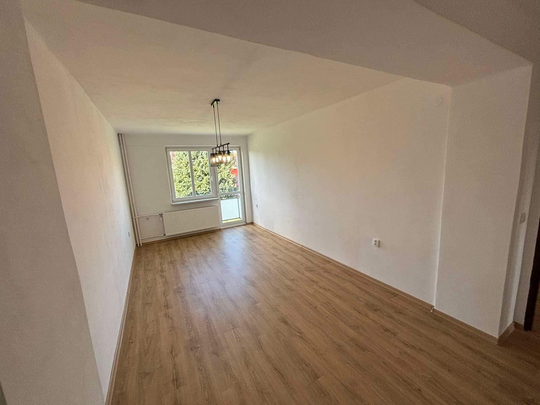Pronájem bytu 2+1 60 m² - foto 12
