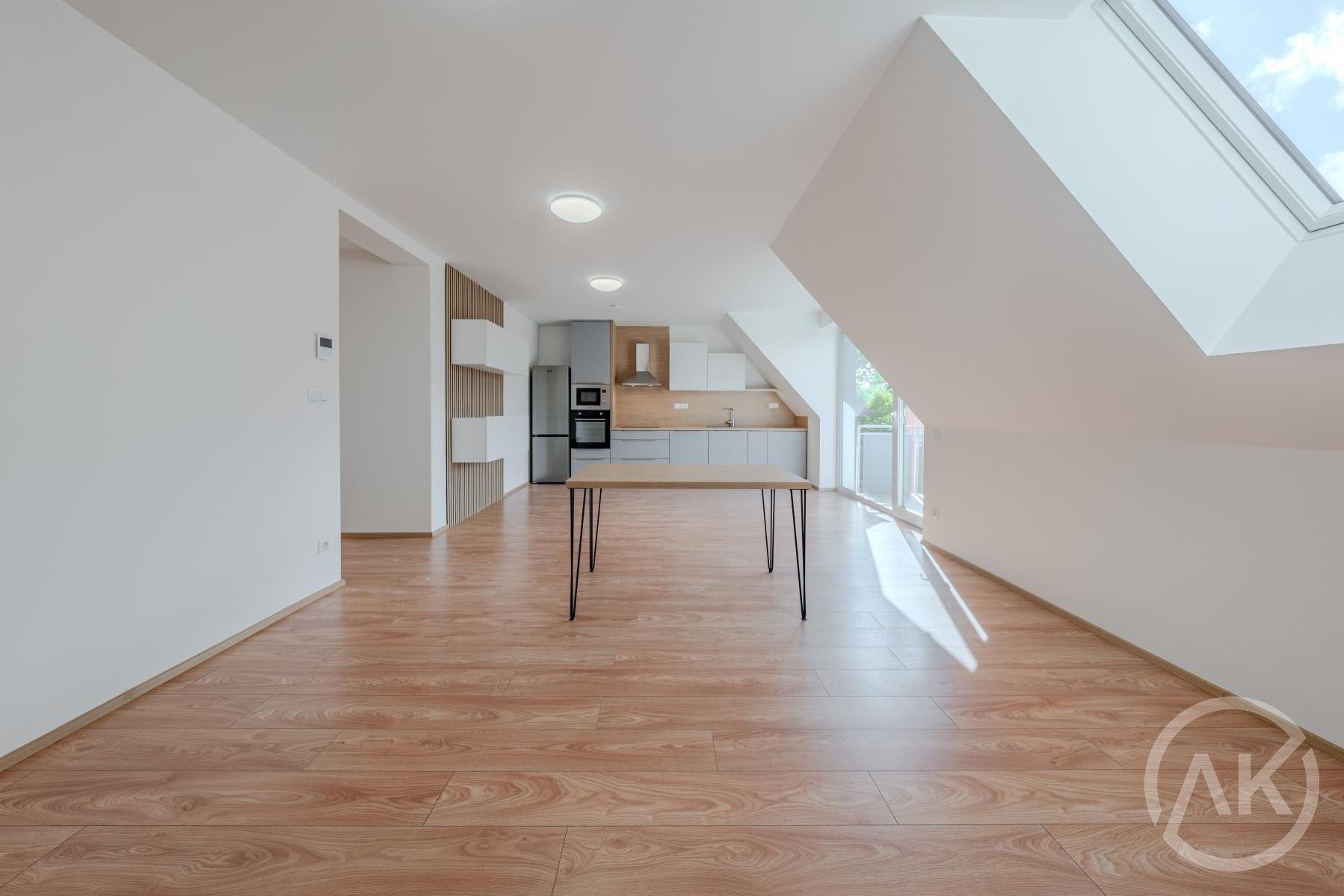 Pronájem bytu 3+kk 86 m² - foto 5