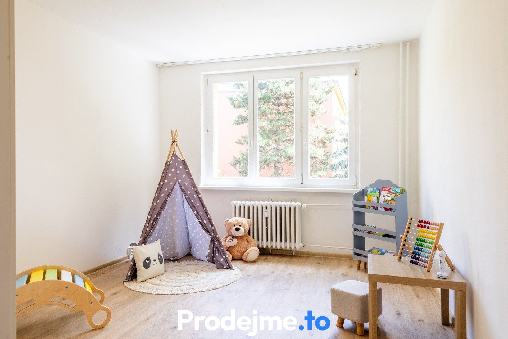 Pronájem bytu 3+1 77 m² - foto 4
