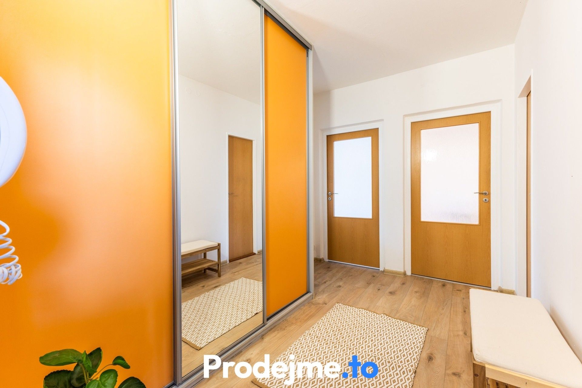 Pronájem bytu 3+1 77 m² - foto 24