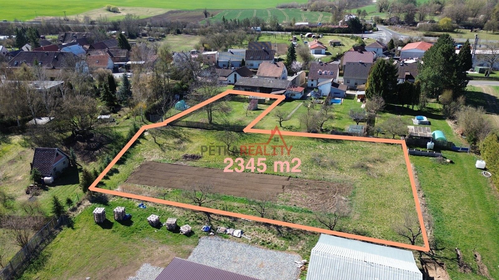 Prodej pozemku 2345 m² - foto 1