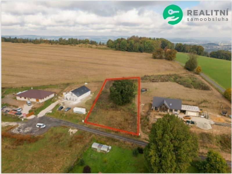 Prodej pozemku 2705 m² - foto 1