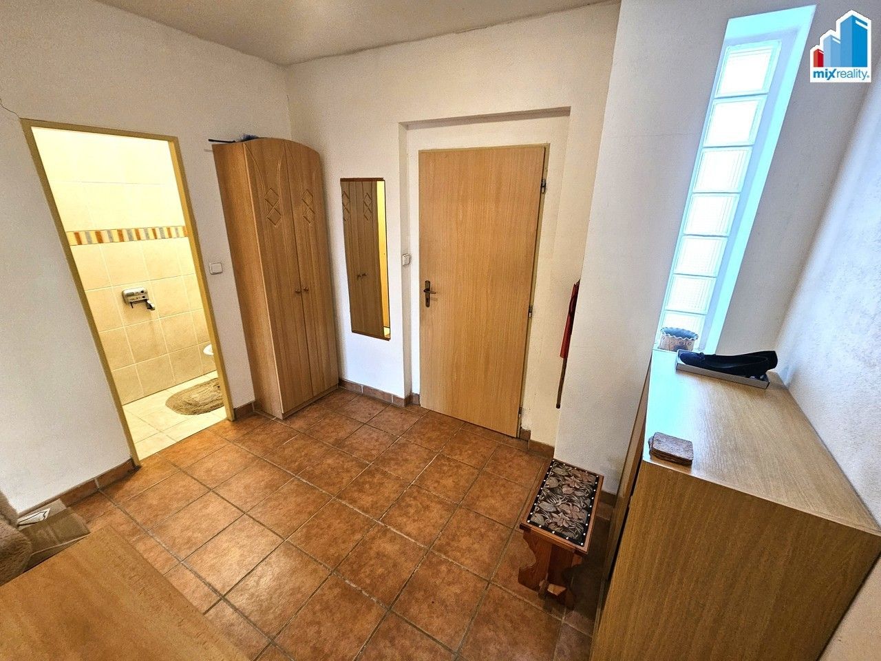 Pronájem bytu 3+kk 97 m² - foto 9