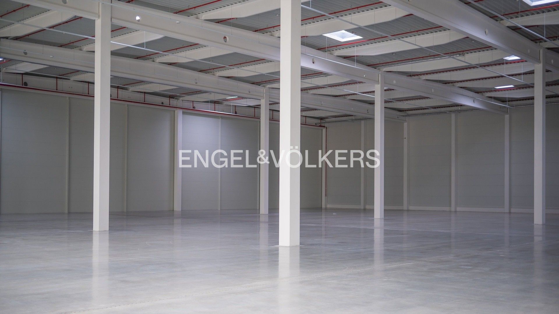 Pronájem komerčního prostoru 63500 m² - foto 6