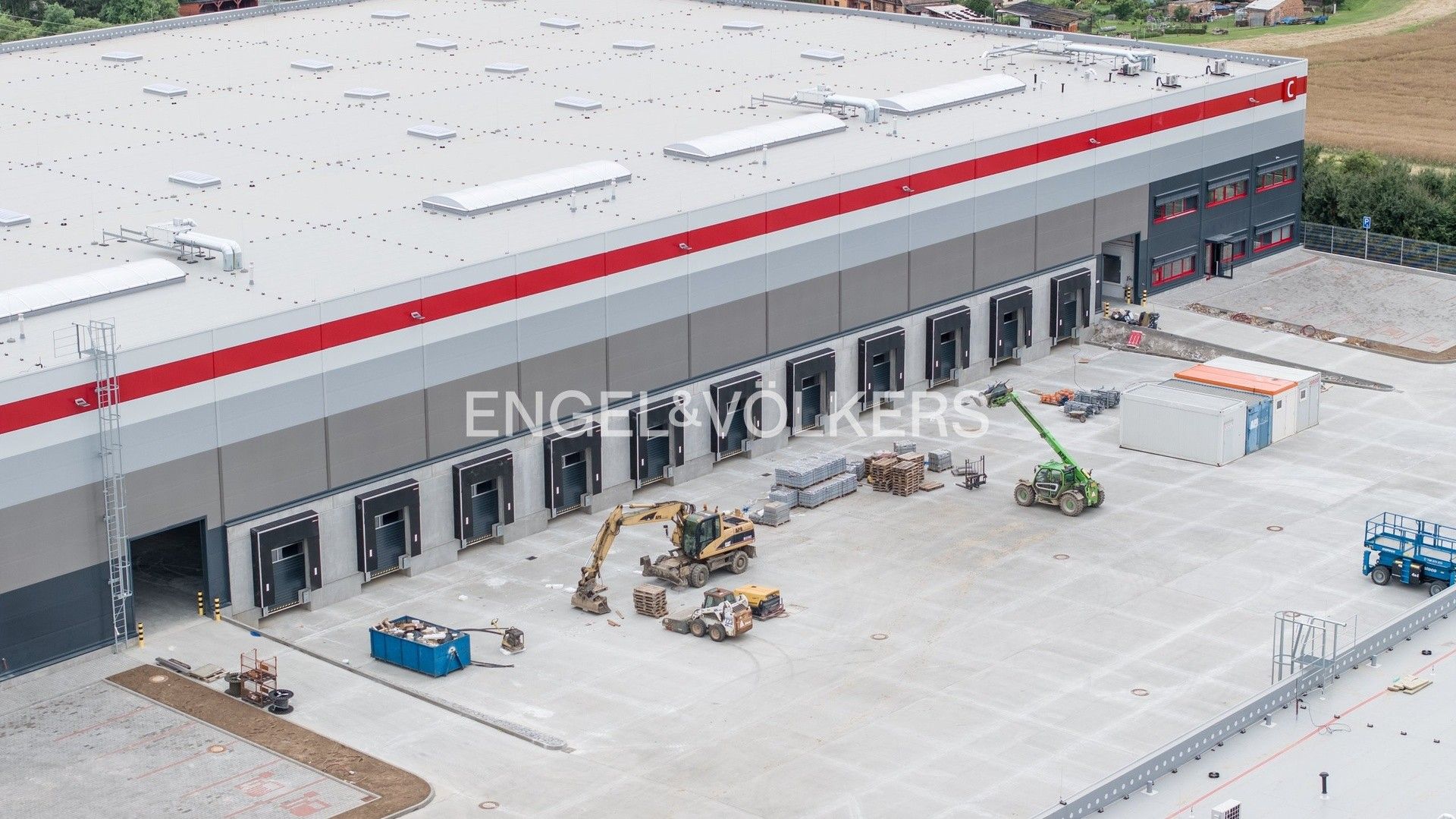 Pronájem komerčního prostoru 63500 m² - foto 5