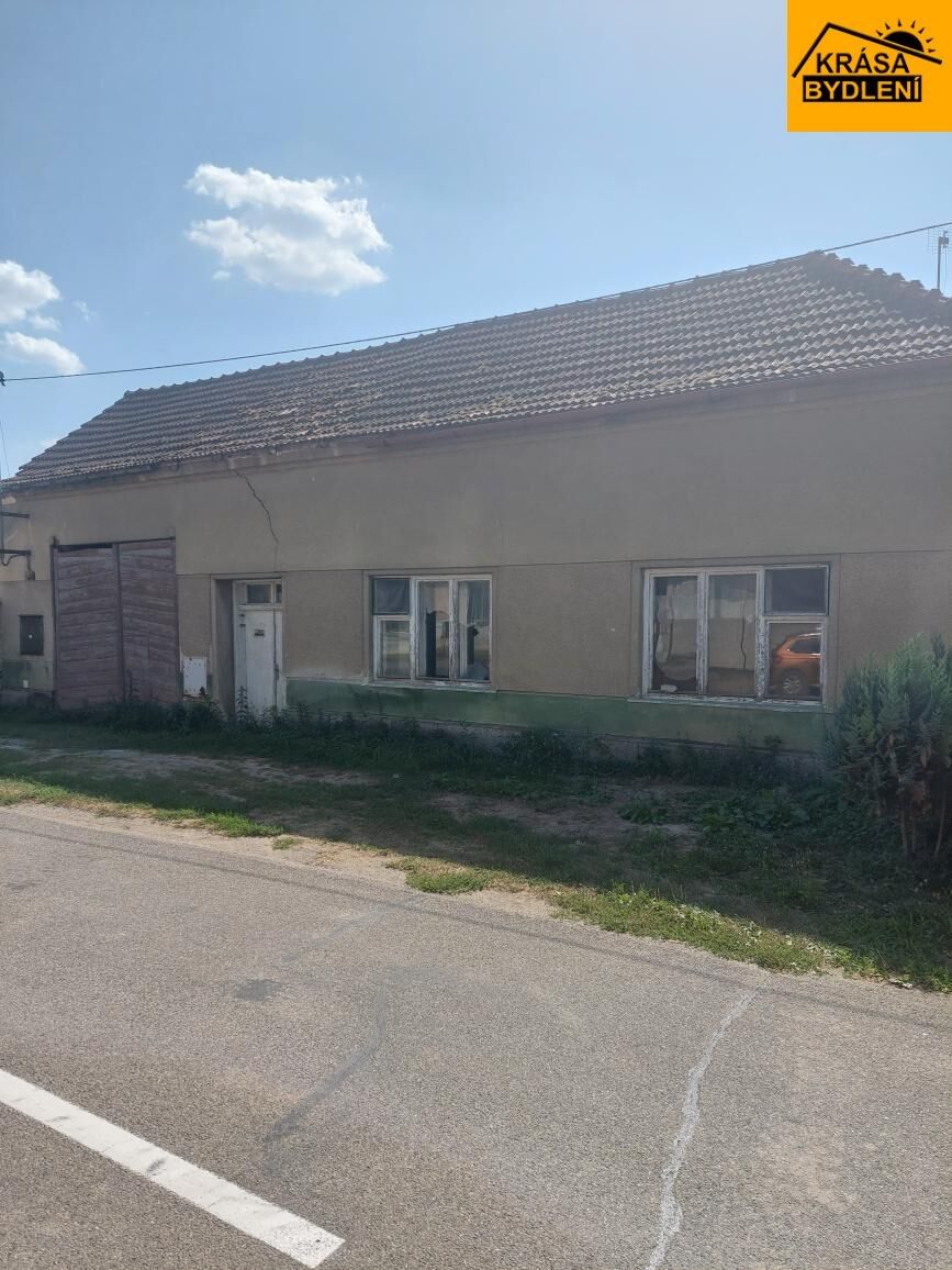 Prodej pozemku 697 m² - foto 4