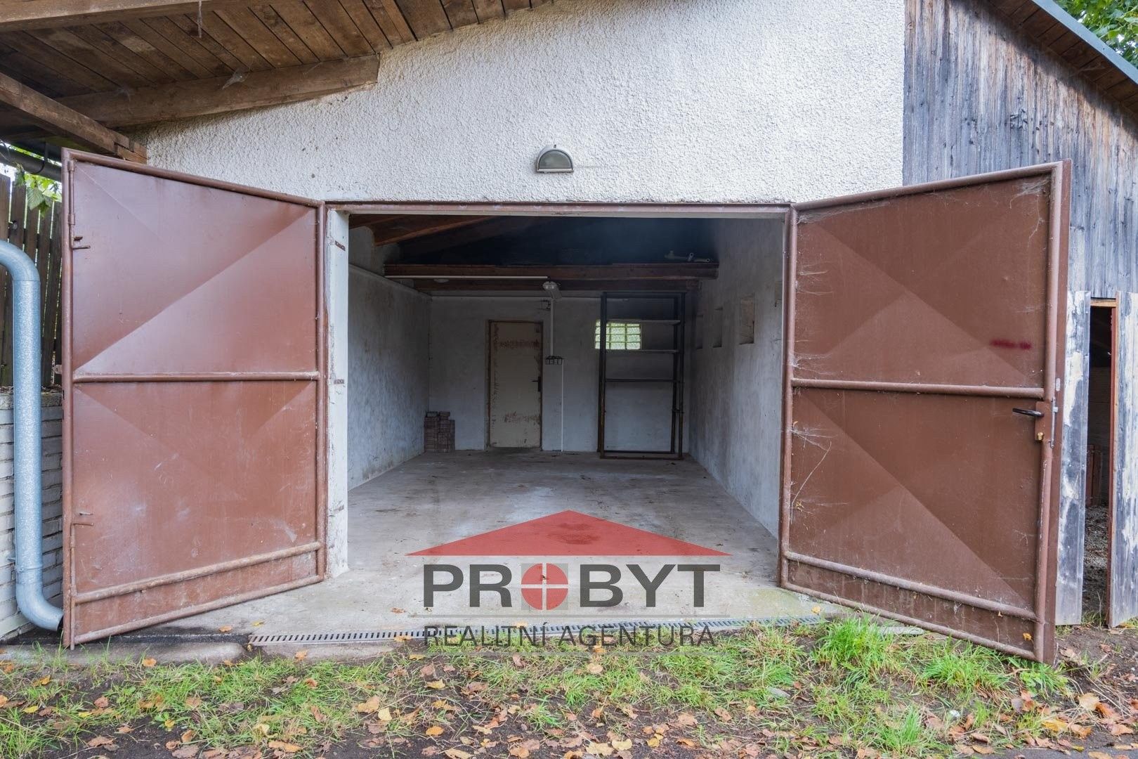 Prodej pozemku 700 m² - foto 5