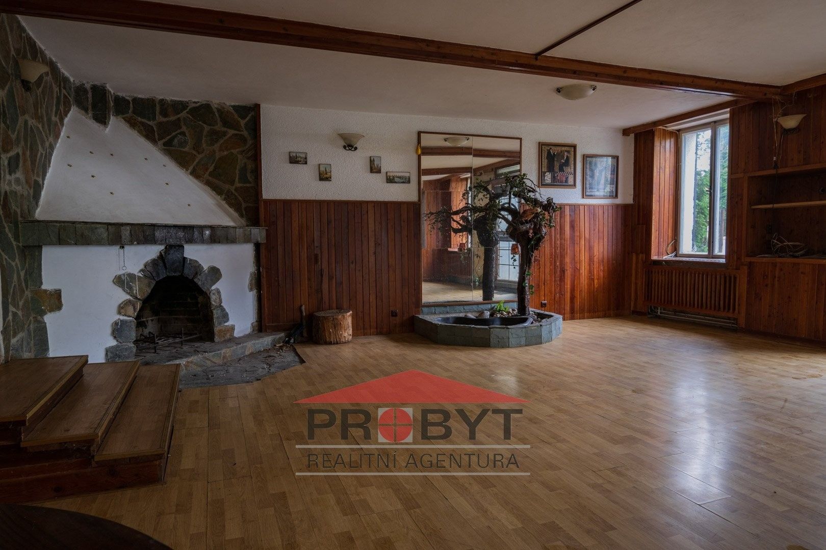 Prodej komerčního prostoru 1064 m² - foto 13