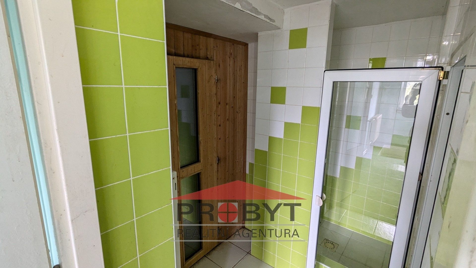 Prodej komerčního prostoru 1064 m² - foto 20