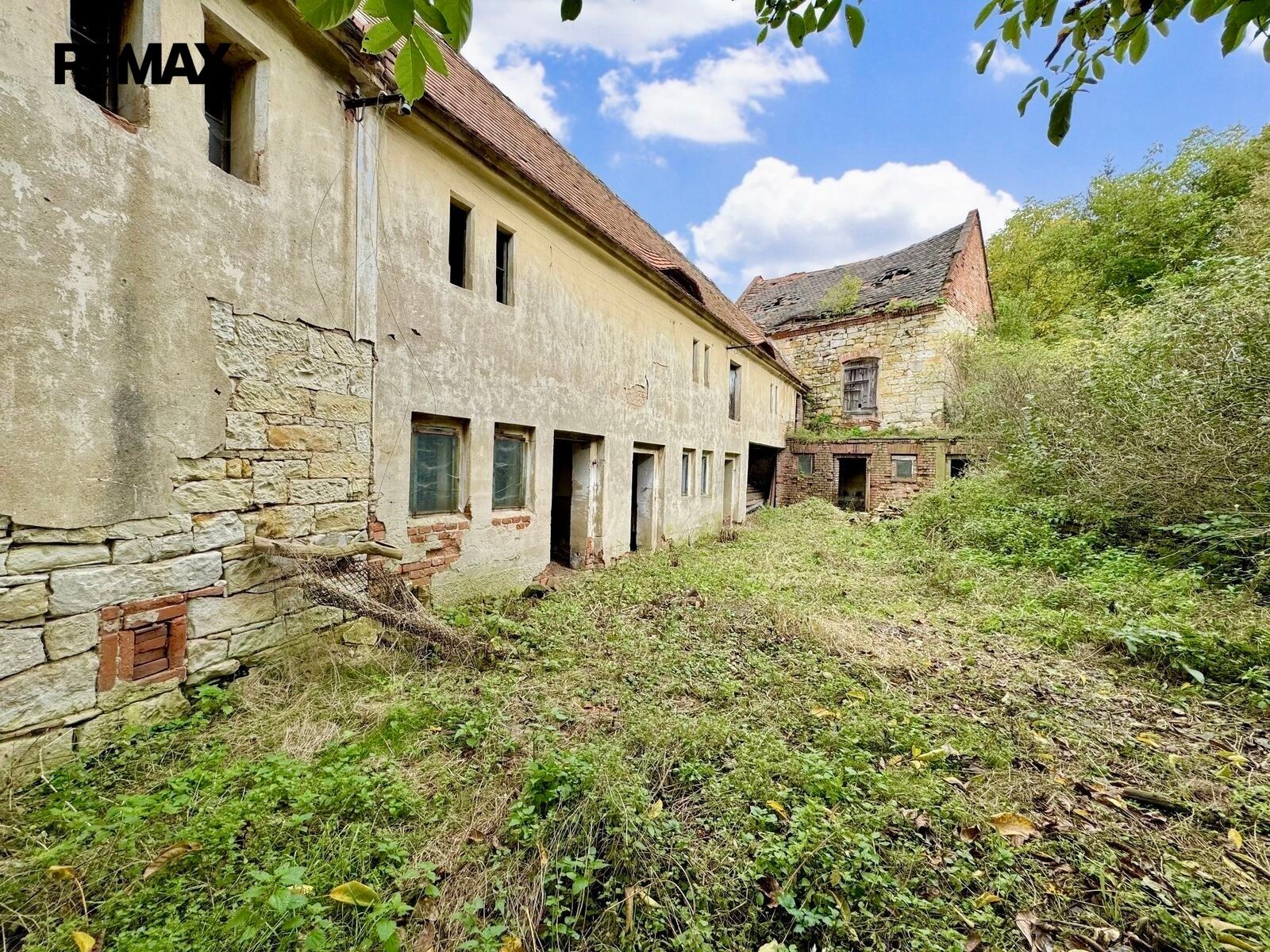 Prodej pozemku 889 m² - foto 5