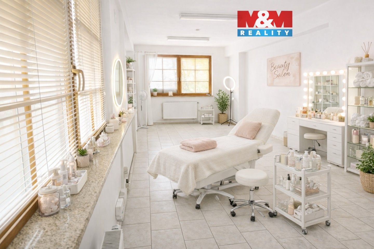 Pronájem komerčního prostoru 29 m² - foto 1