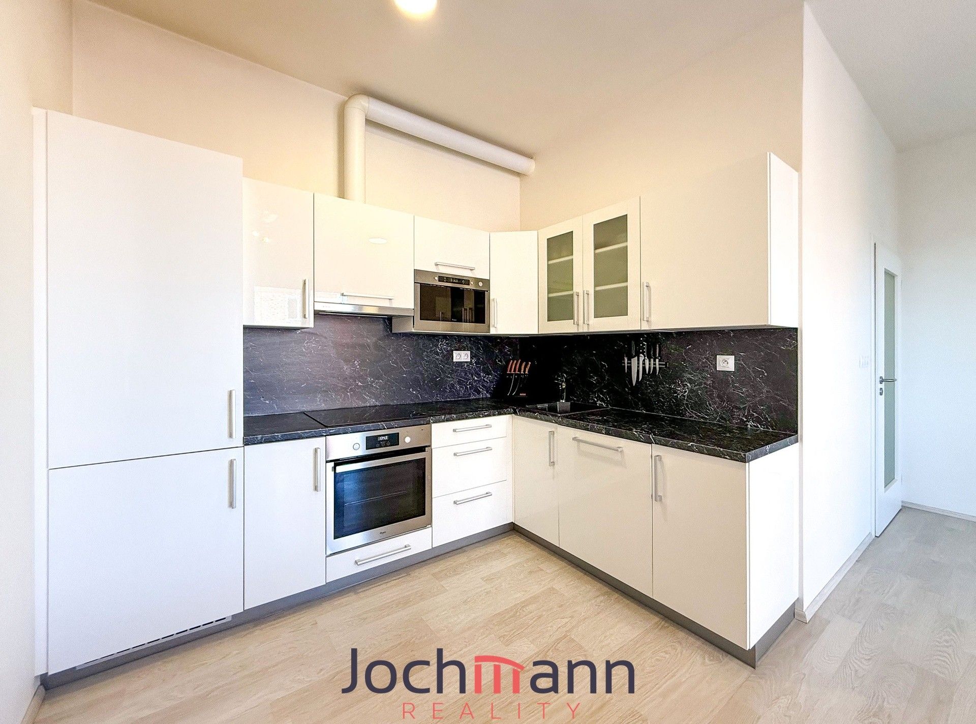 Pronájem bytu 2+kk 51 m² - foto 1