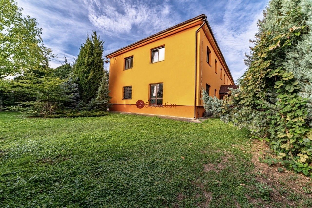 Pronájem komerčního prostoru 216 m² - foto 7