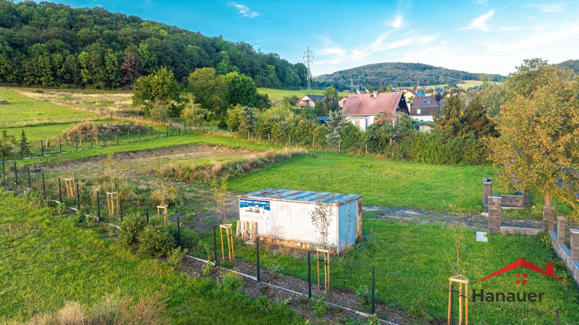 Prodej pozemku 1950 m² - foto 7
